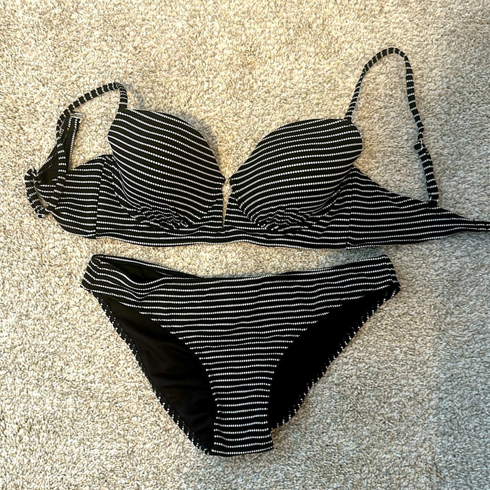 Black and white striped bikini with ruched bottom
